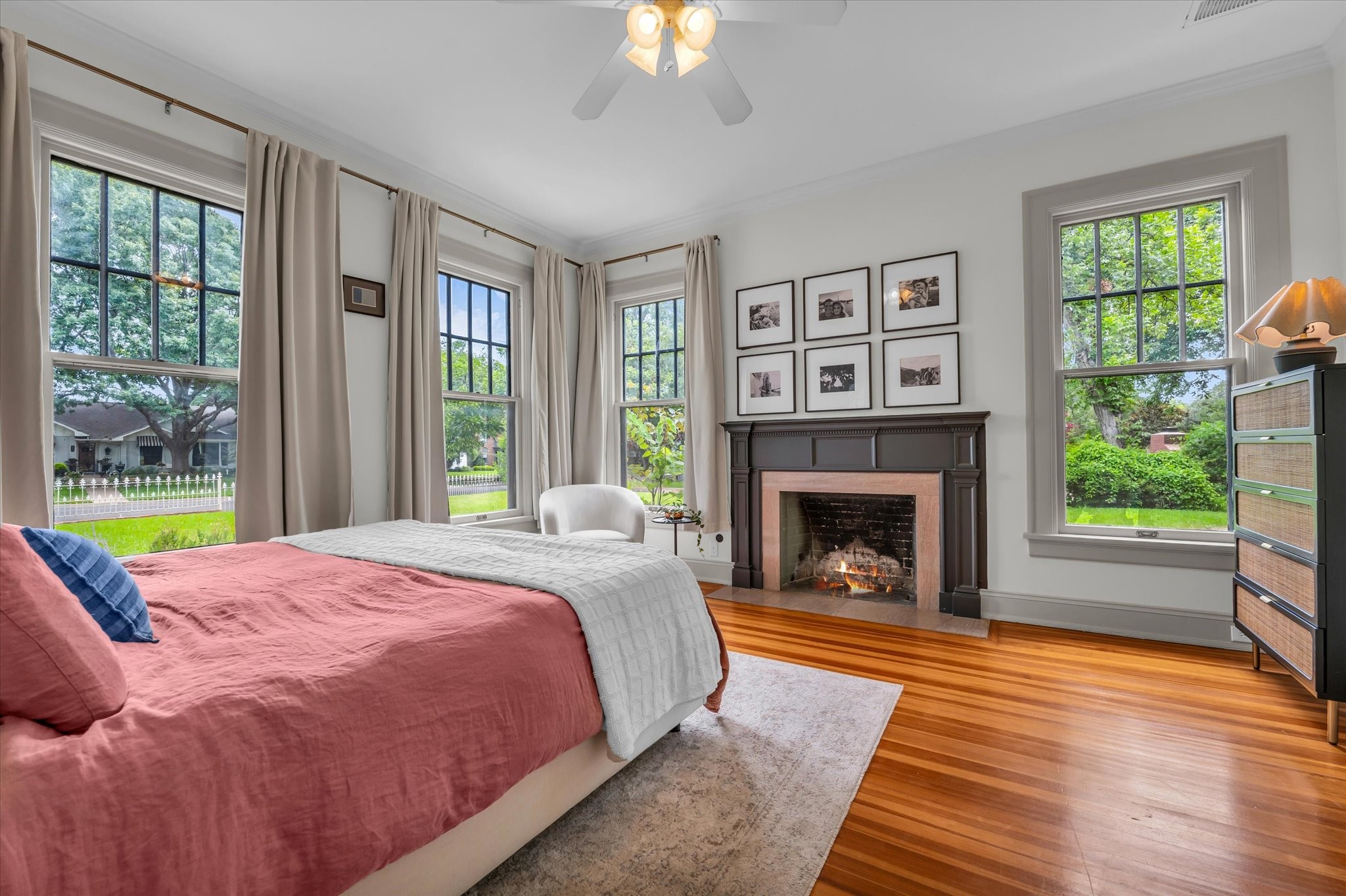 322 Crescent Road