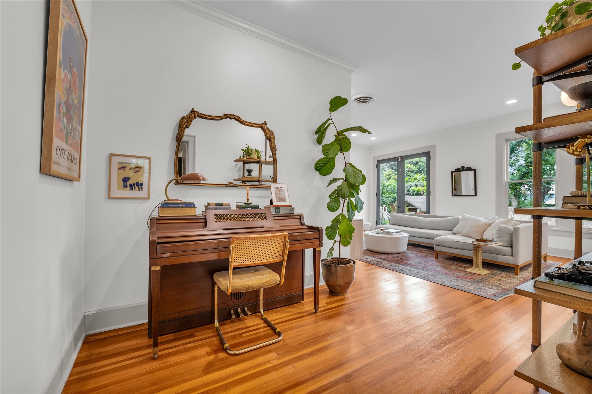 322 Crescent Road
