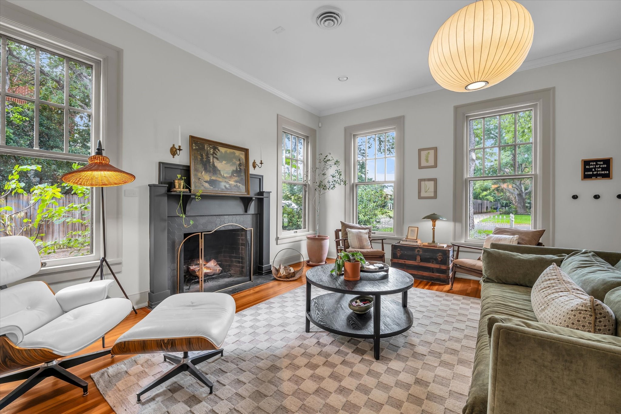 322 Crescent Road