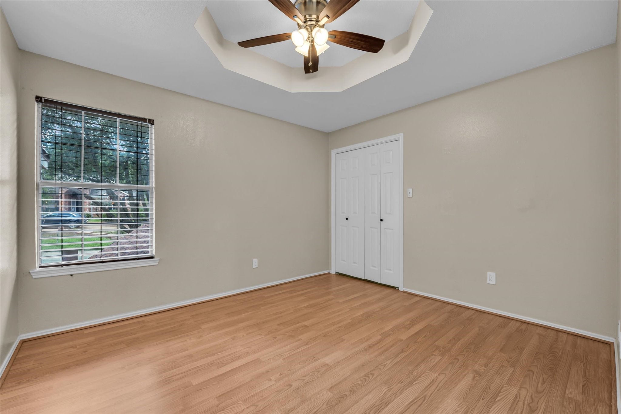 4218 Green Oak Drive