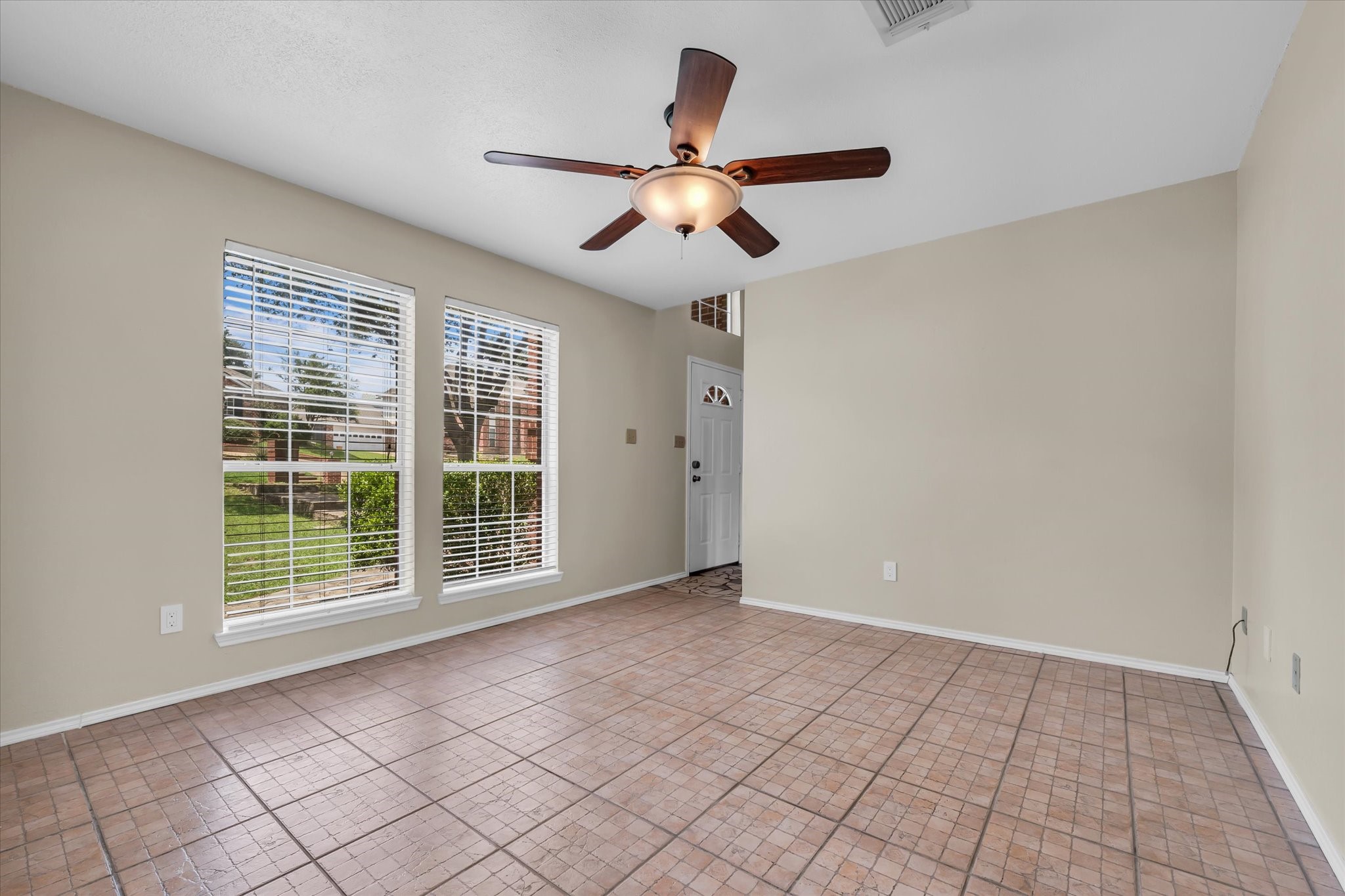 4218 Green Oak Drive