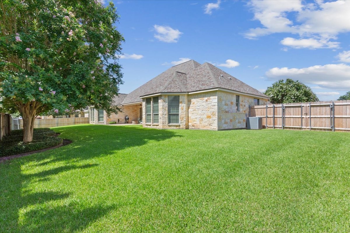 1116 Wessex Drive
