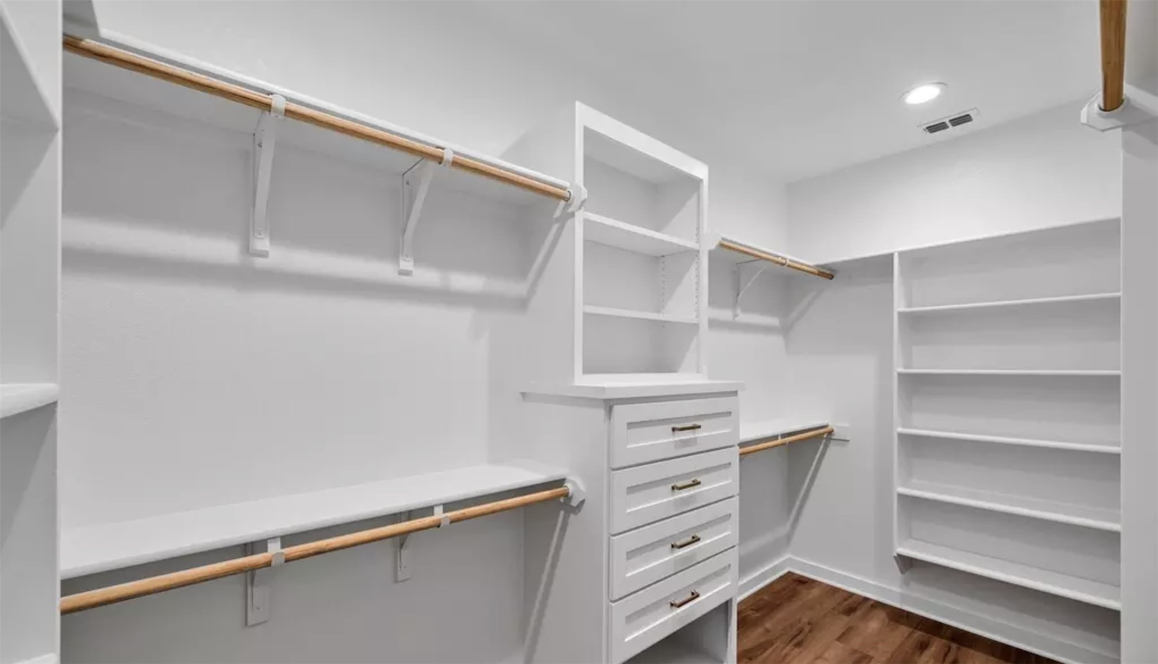 801 Secretariat Drive