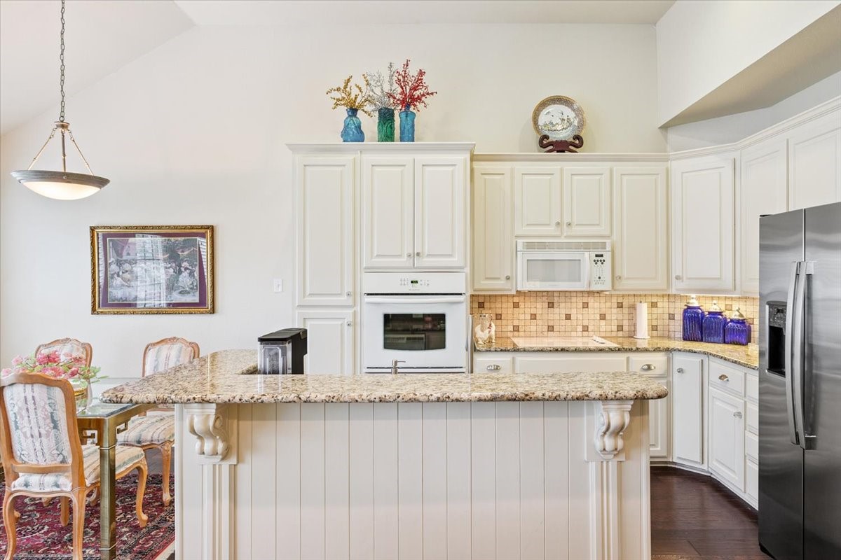 9010 Darby Lane
