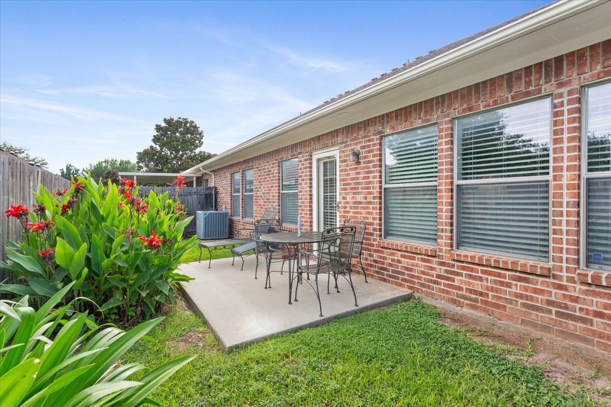 9010 Darby Lane