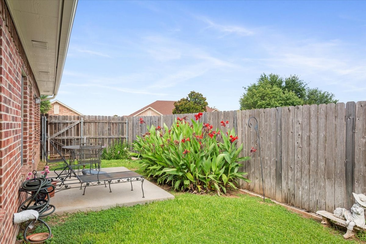 9010 Darby Lane