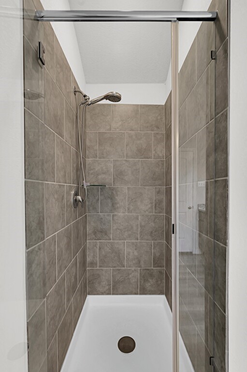 10909 Hollister Lane