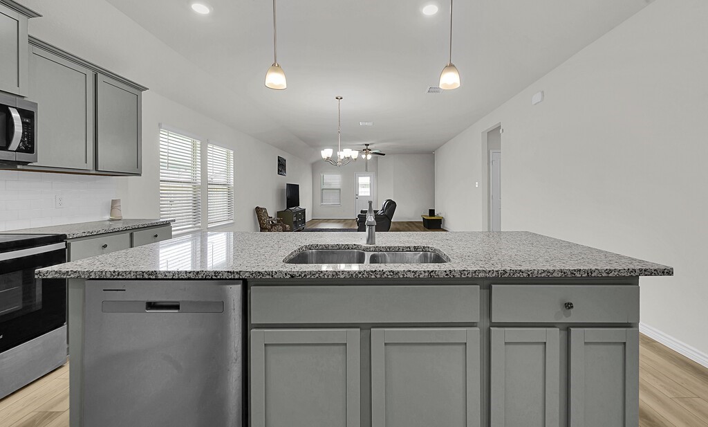 10909 Hollister Lane