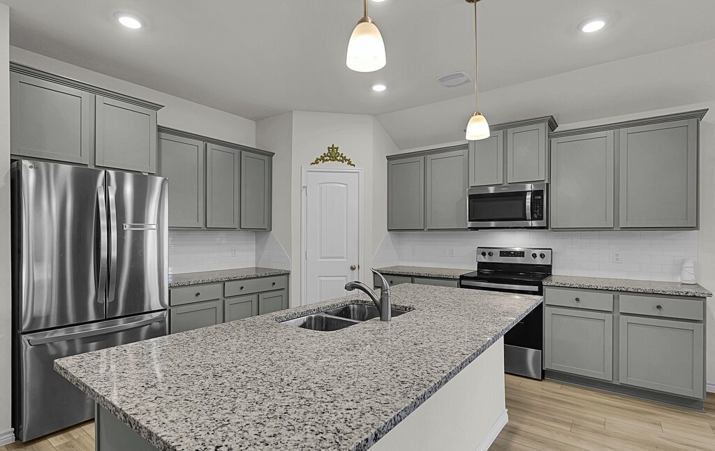 10909 Hollister Lane