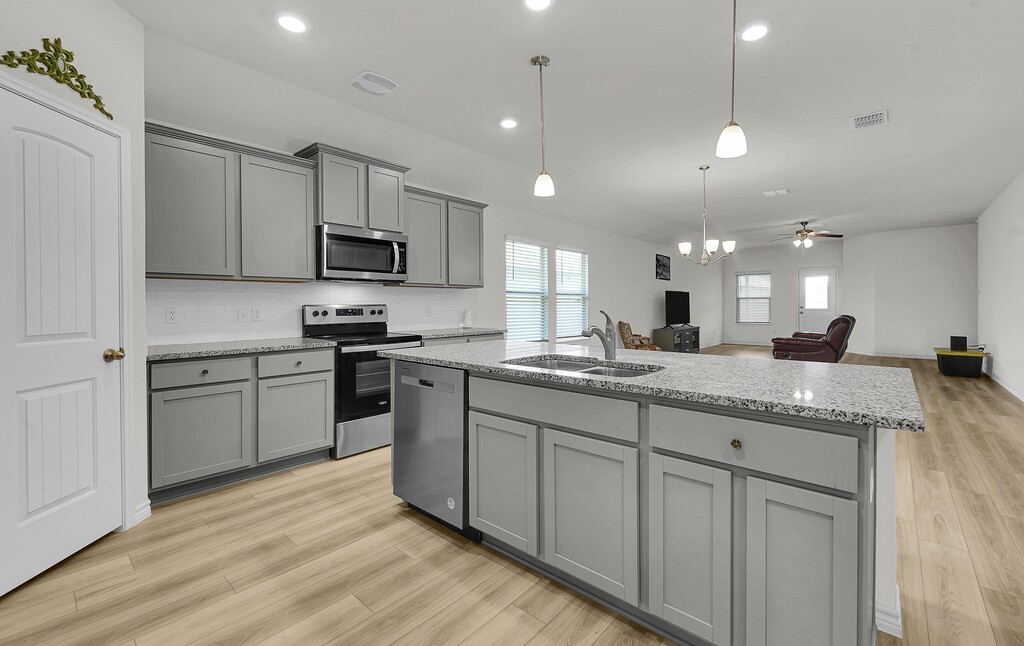 10909 Hollister Lane