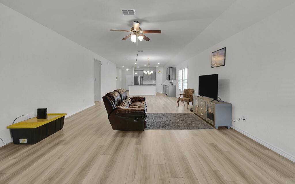 10909 Hollister Lane