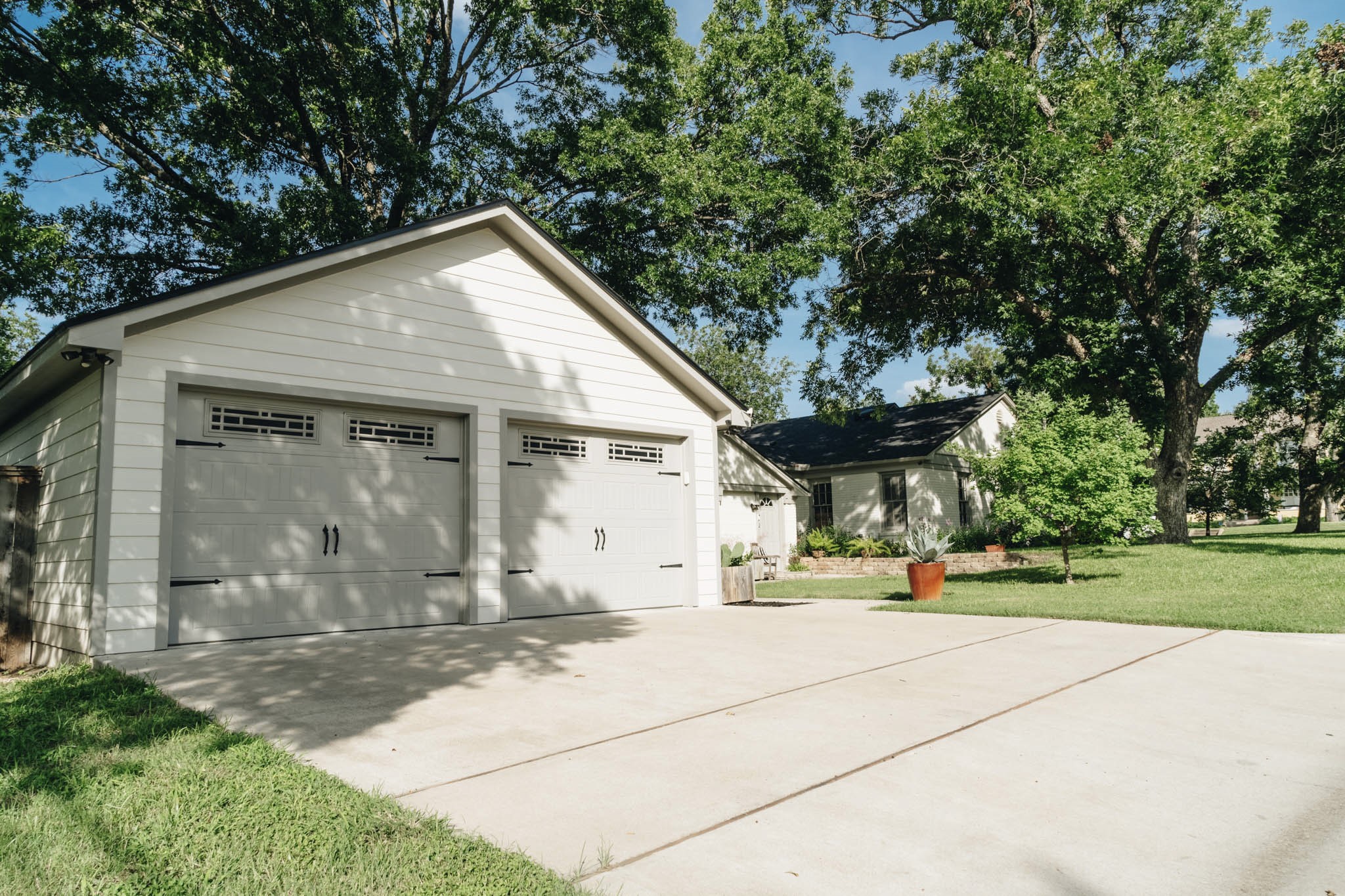 2925 Cumberland Avenue