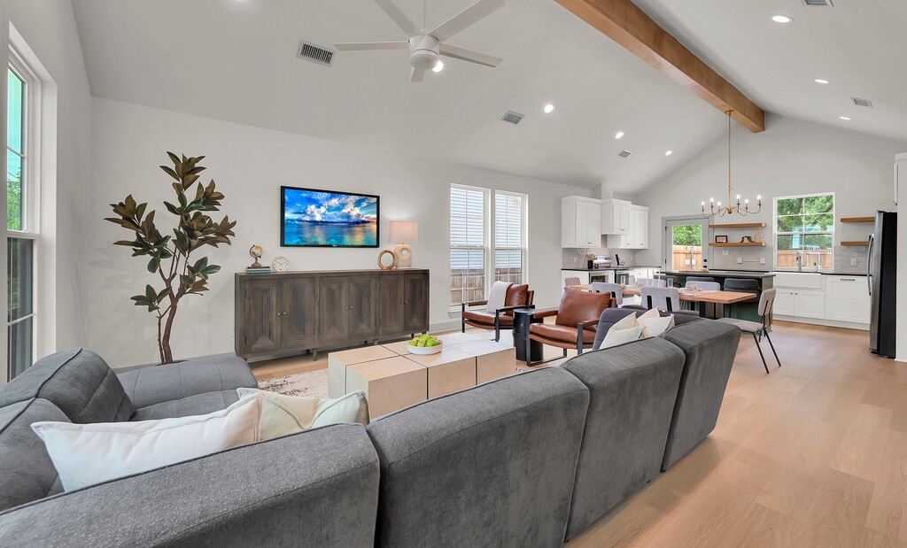 538 Proctor Avenue