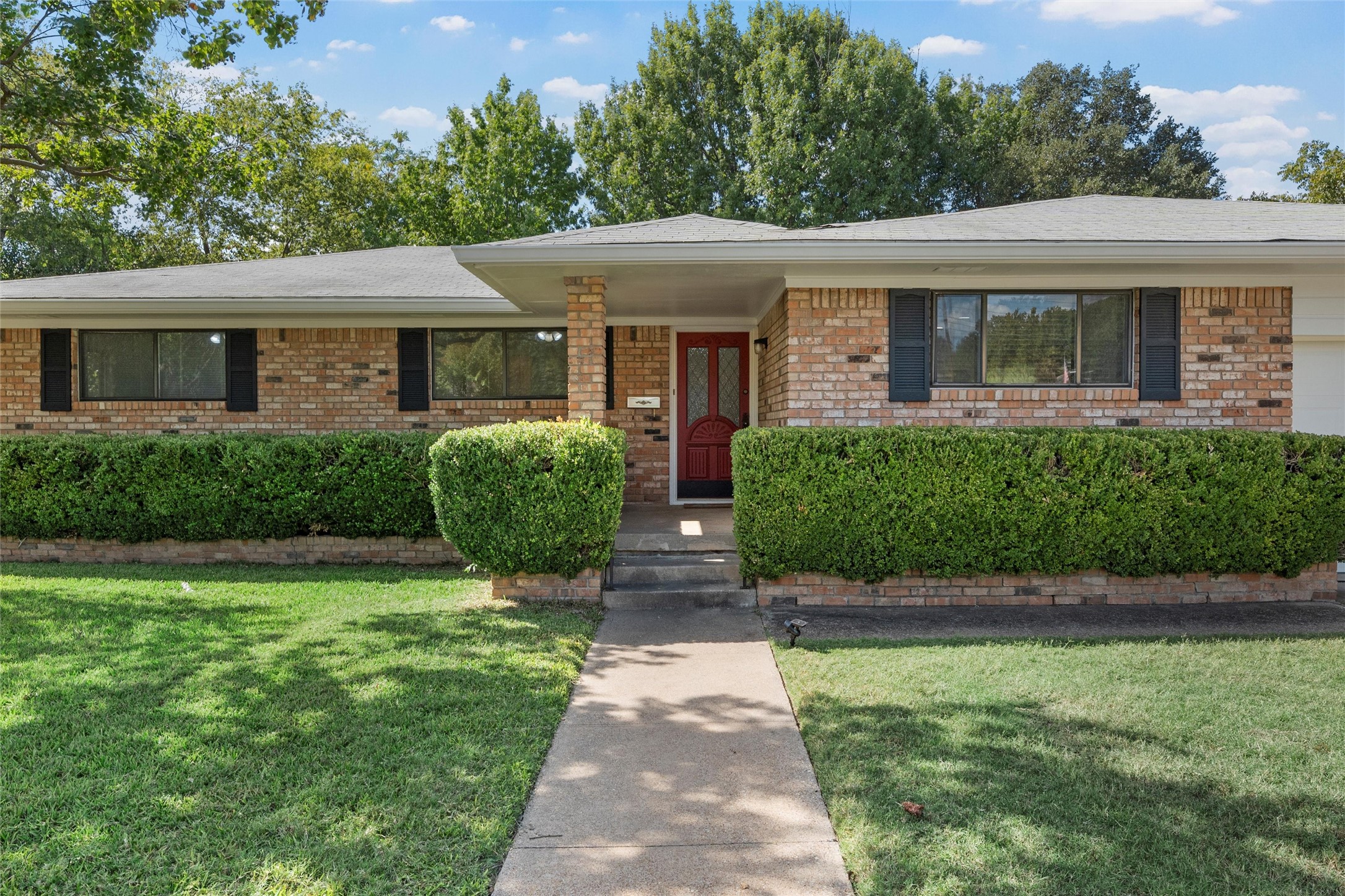 1424 Valeska Drive