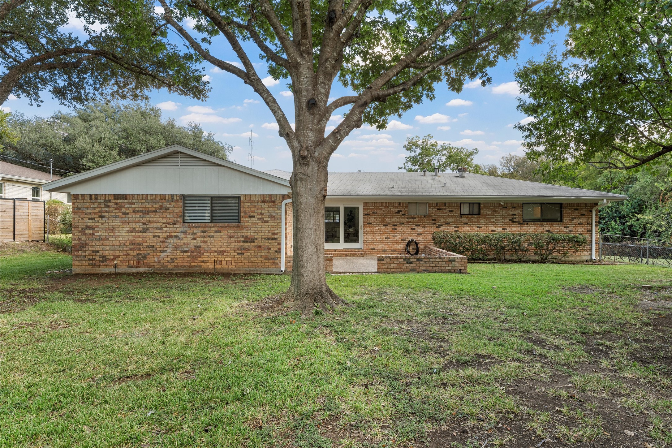 1424 Valeska Drive