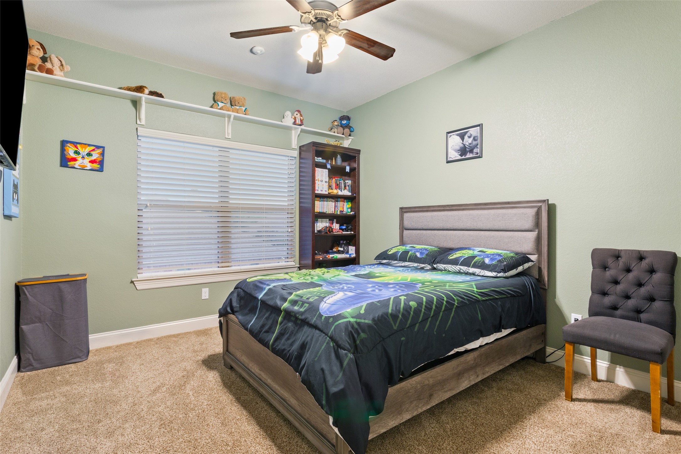 2313 Nicholas