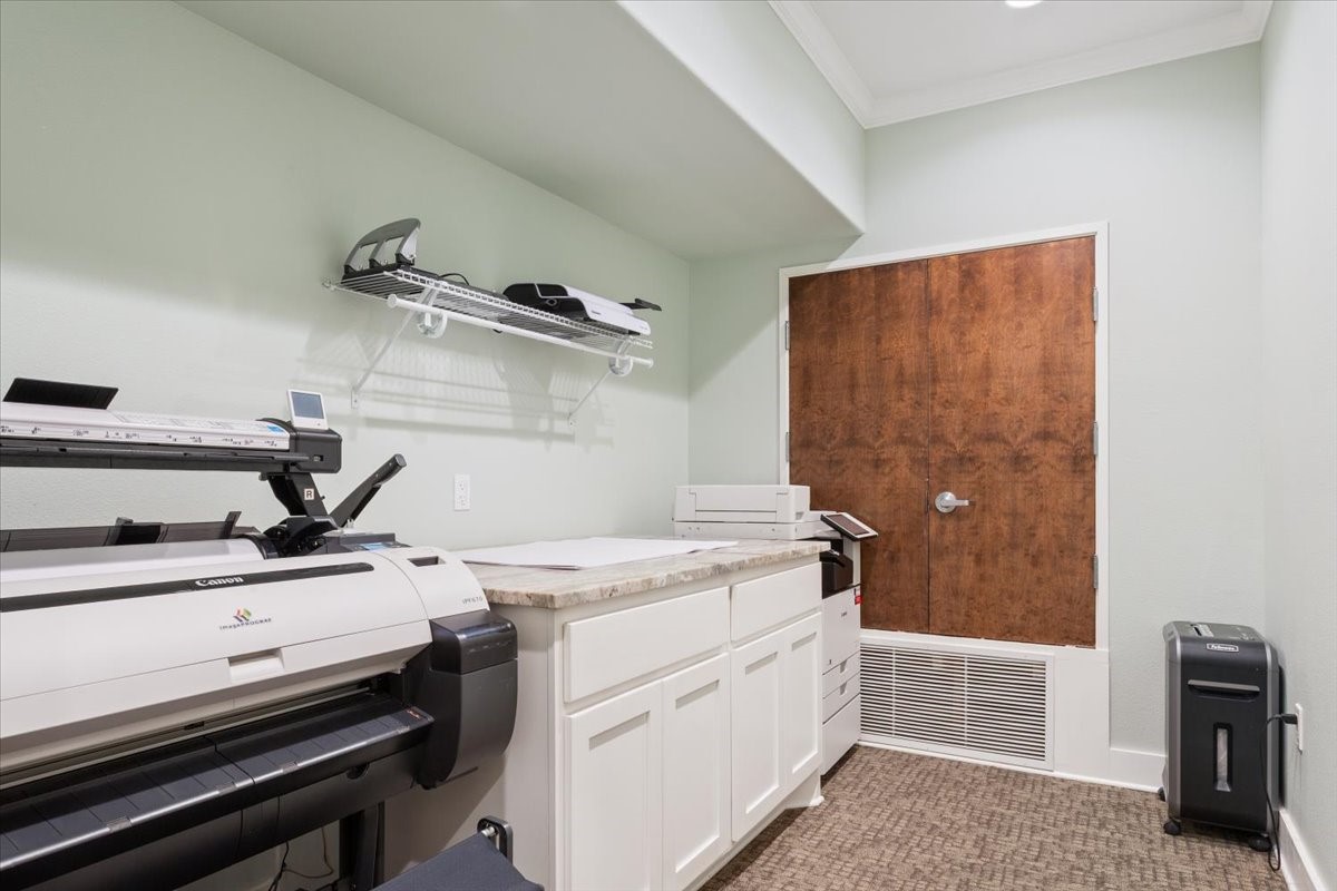 1927 Columbus Avenue