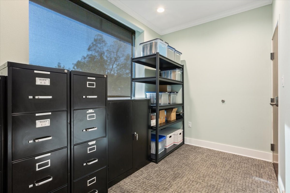 1927 Columbus Avenue