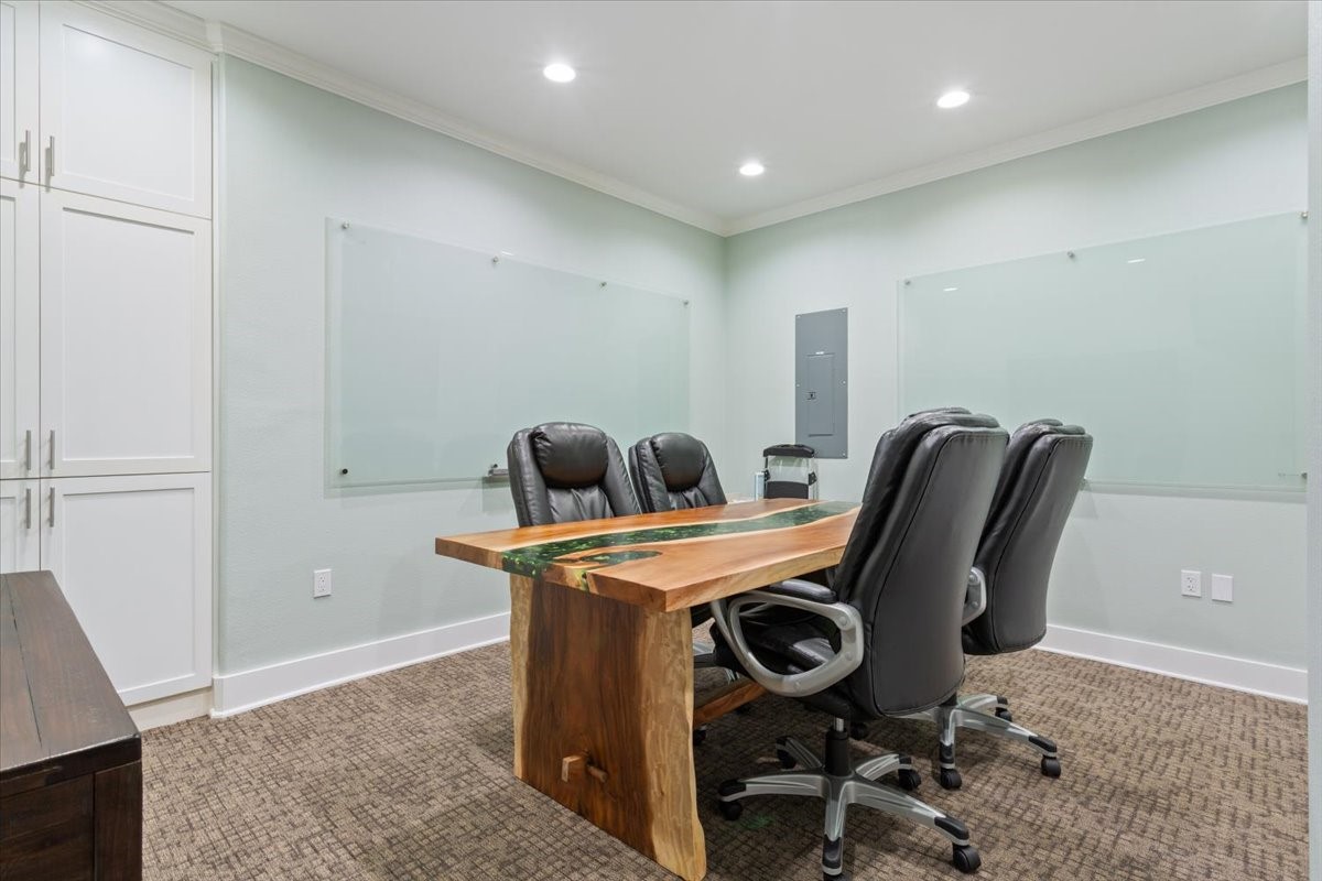 1927 Columbus Avenue