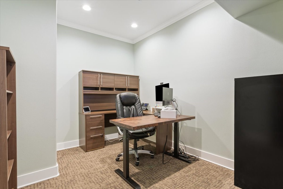 1927 Columbus Avenue