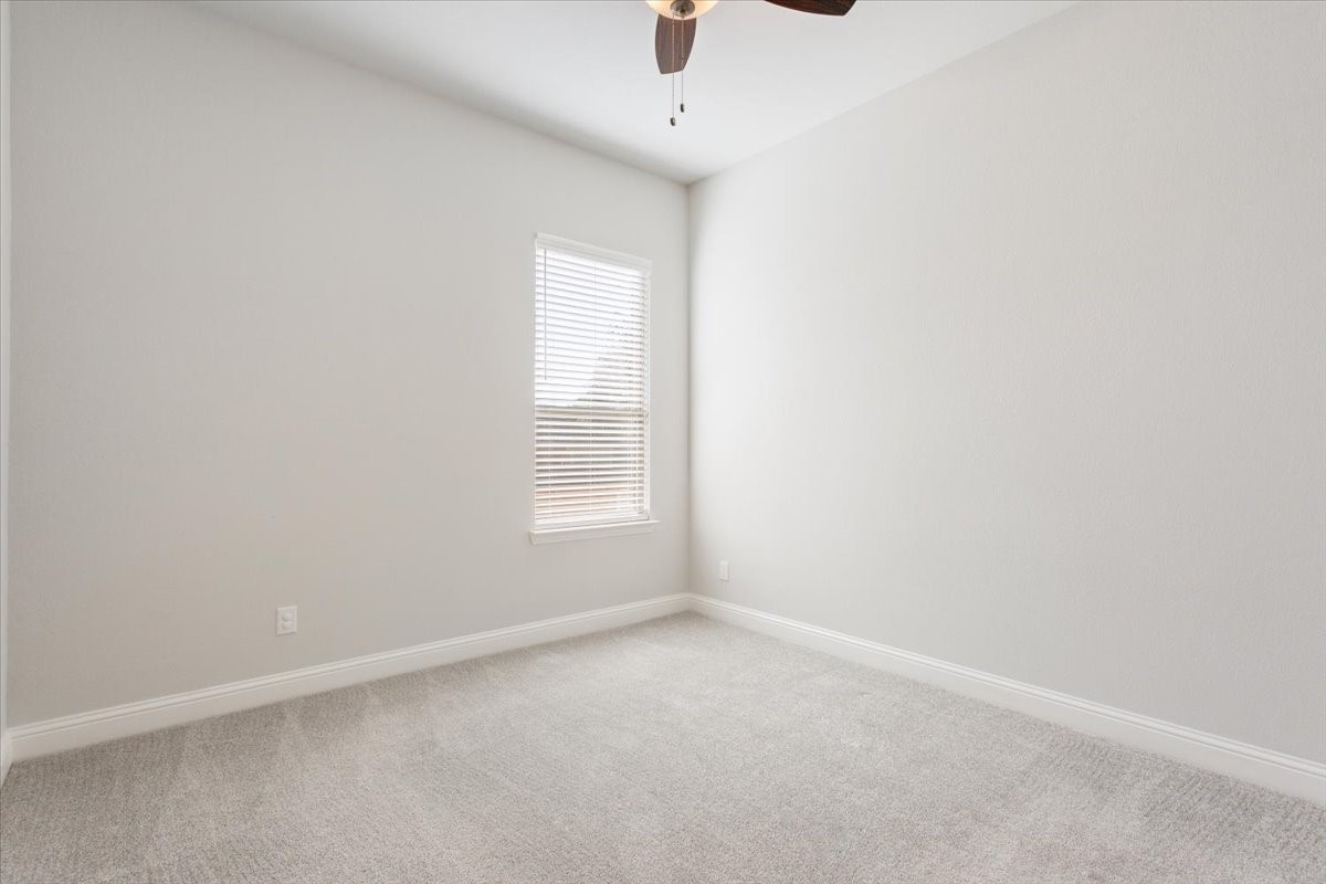2321 Paddington Way