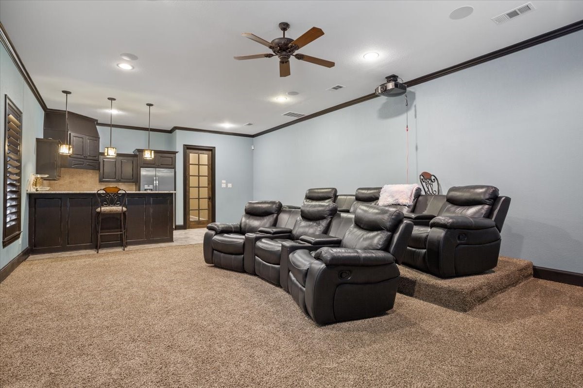 10020 Hidden Bluff