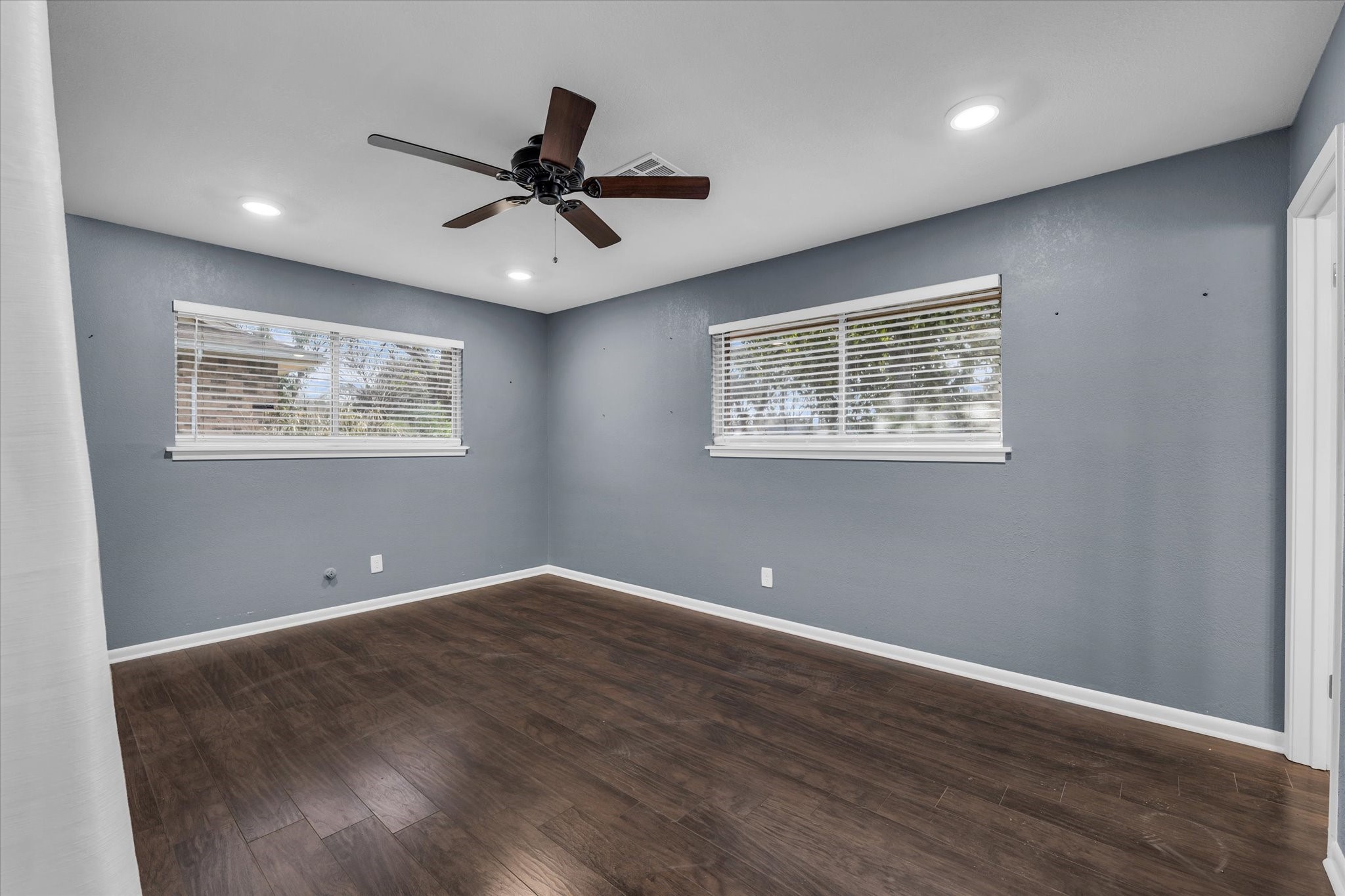 4325 Shady Glen Drive