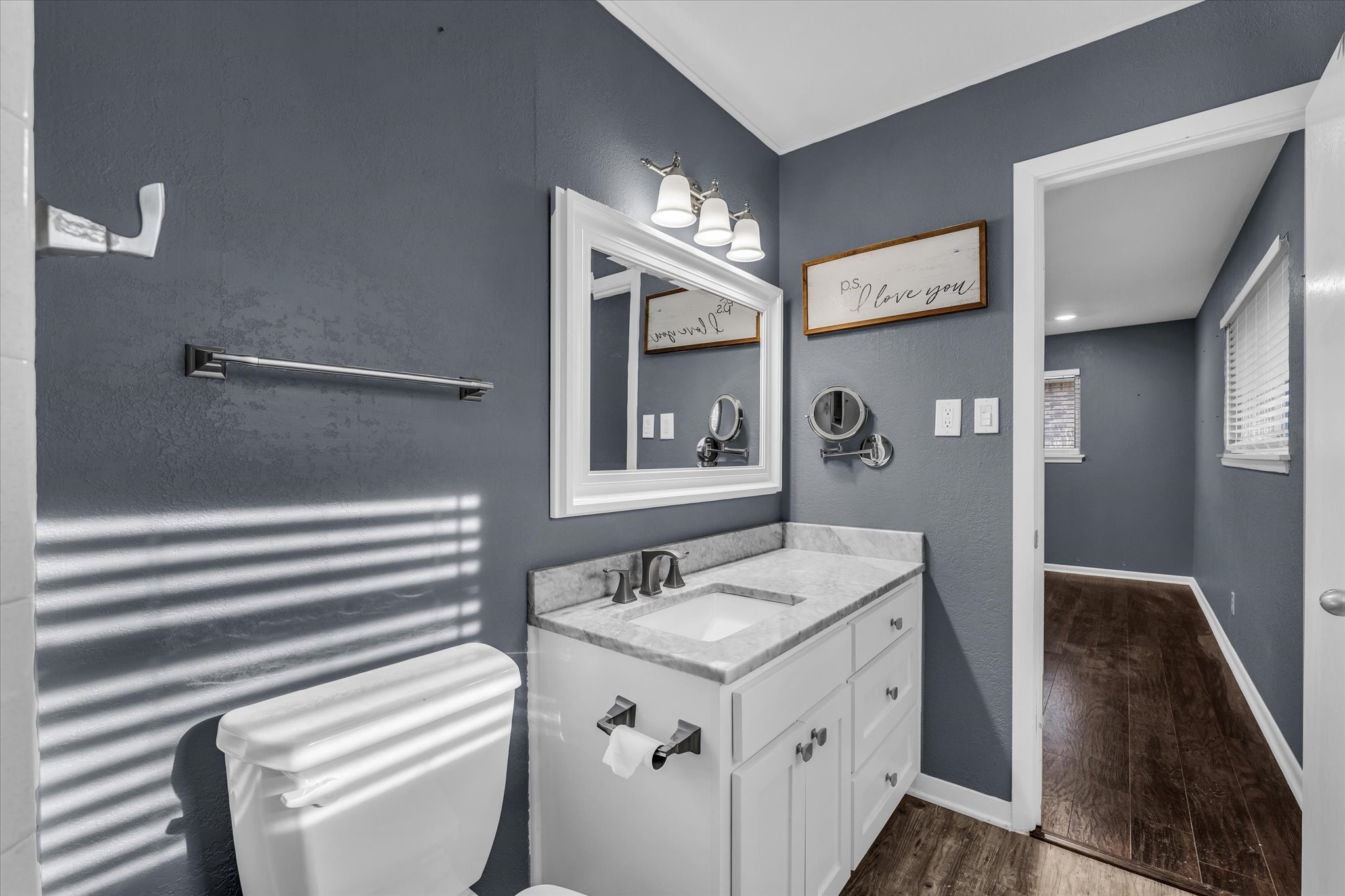 4325 Shady Glen Drive