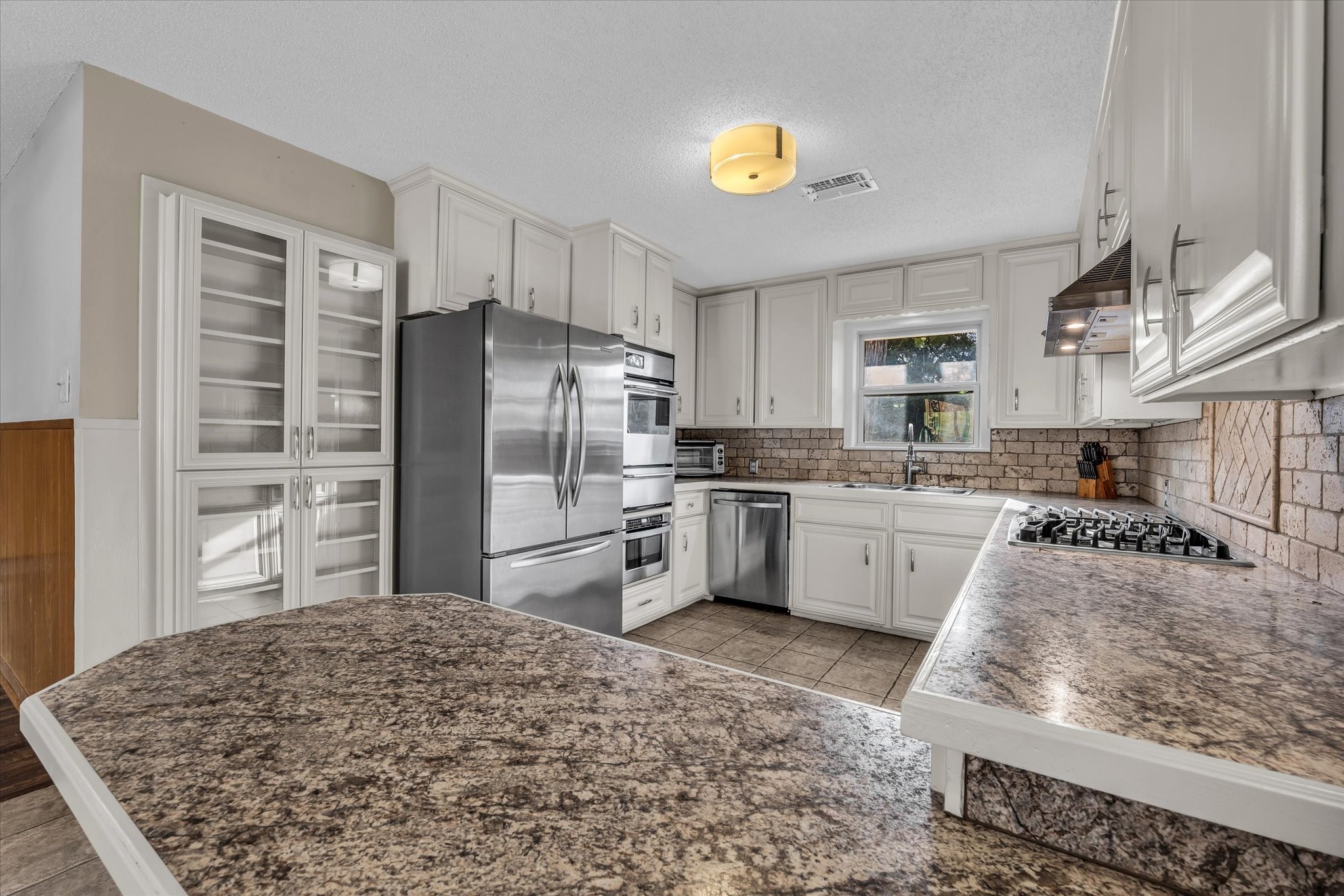 4325 Shady Glen Drive