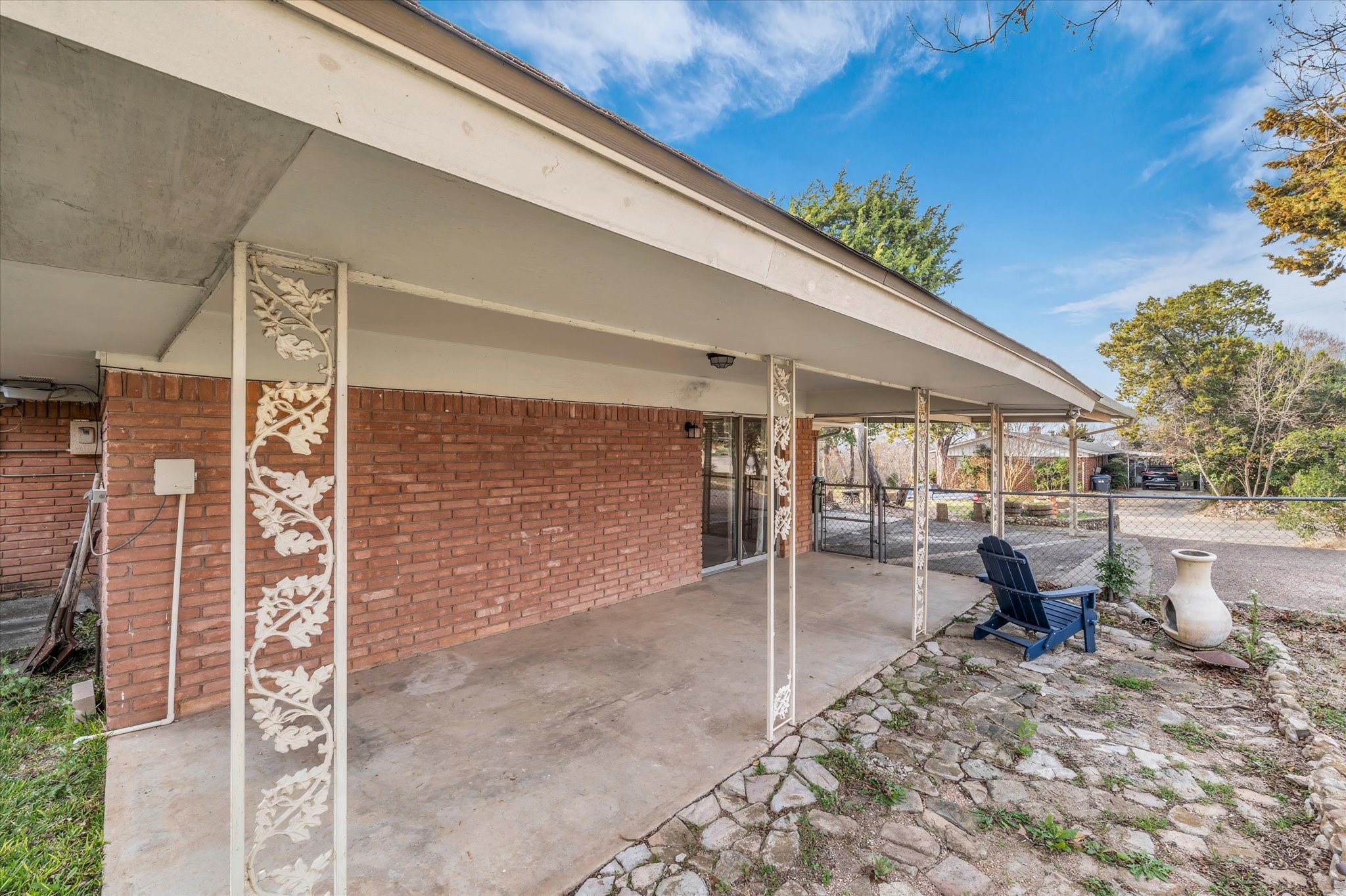 4325 Shady Glen Drive
