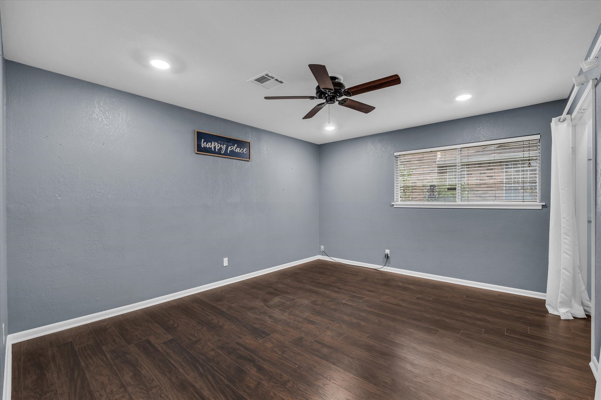 4325 Shady Glen Drive