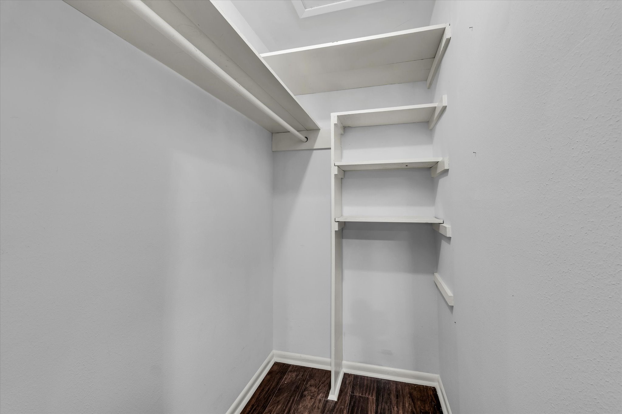 4325 Shady Glen Drive