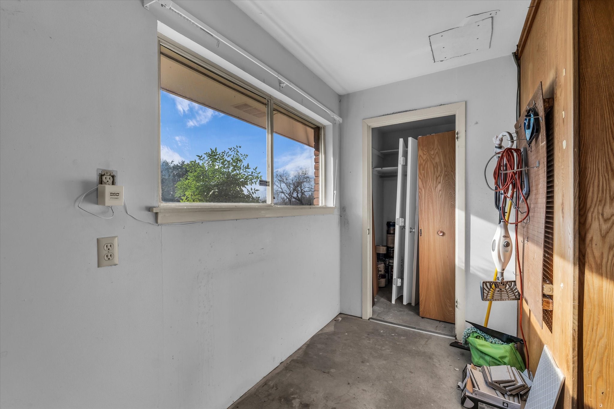 4325 Shady Glen Drive