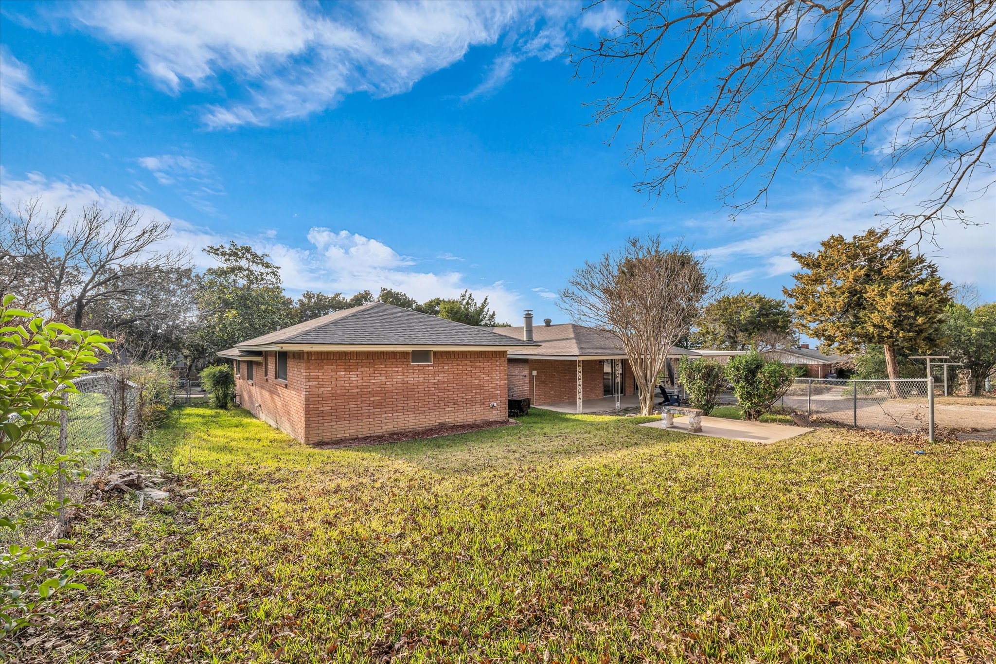 4325 Shady Glen Drive