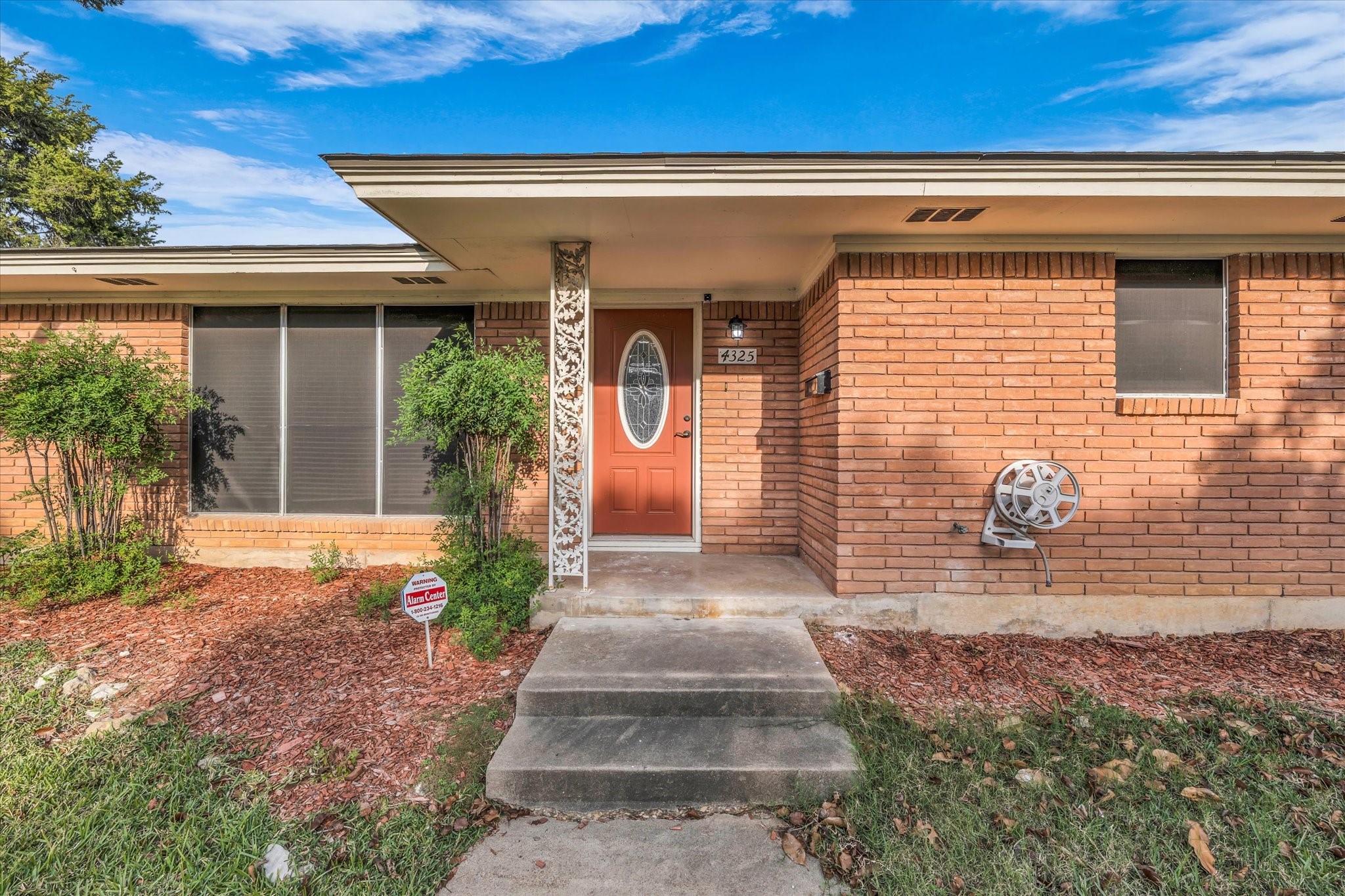 4325 Shady Glen Drive