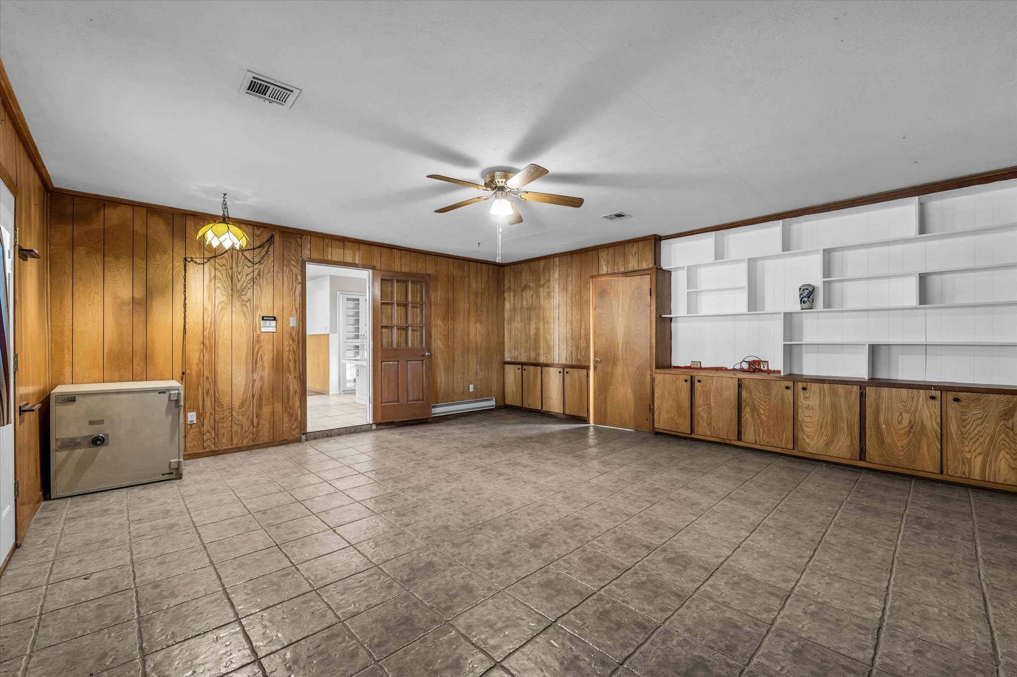 4325 Shady Glen Drive