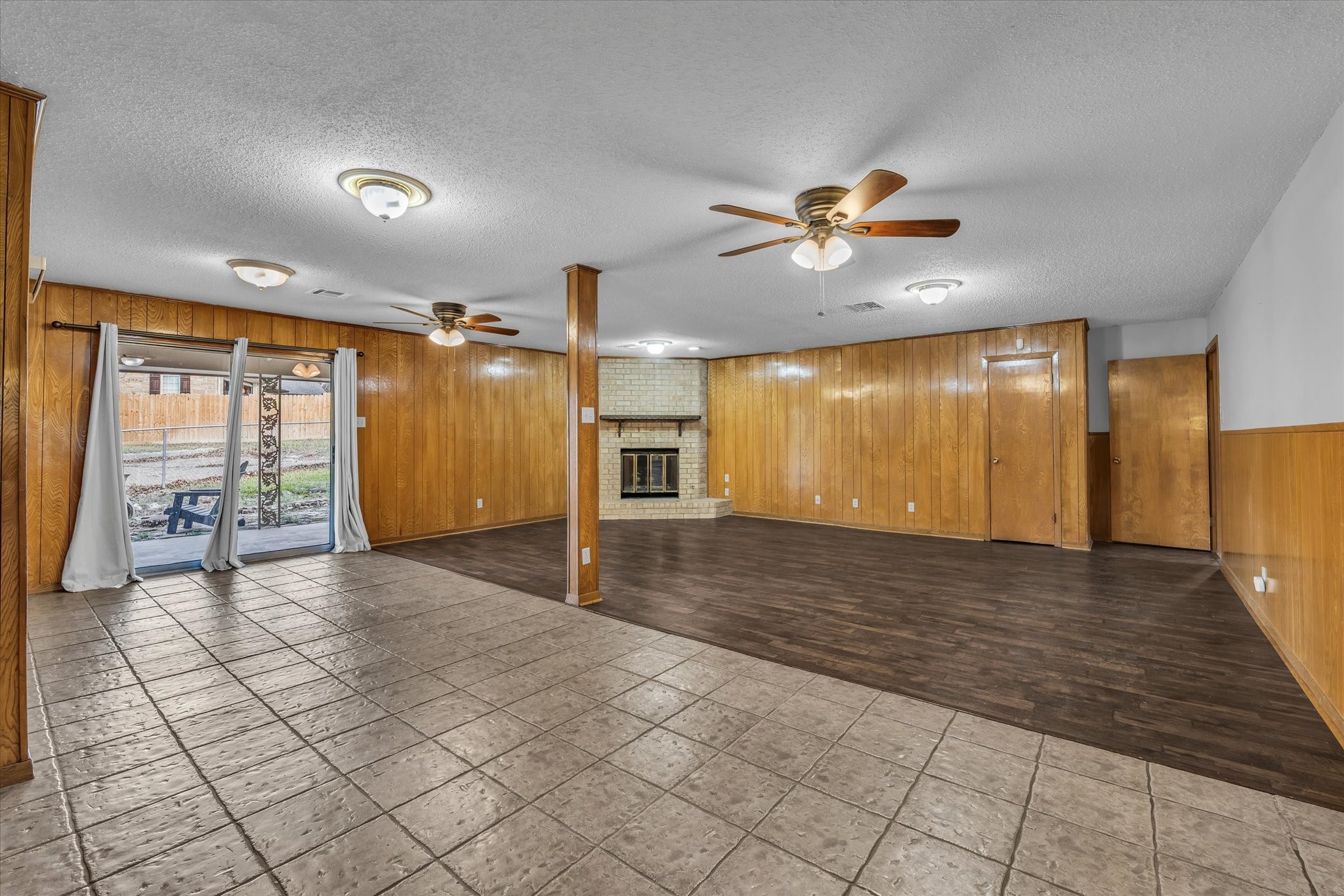 4325 Shady Glen Drive