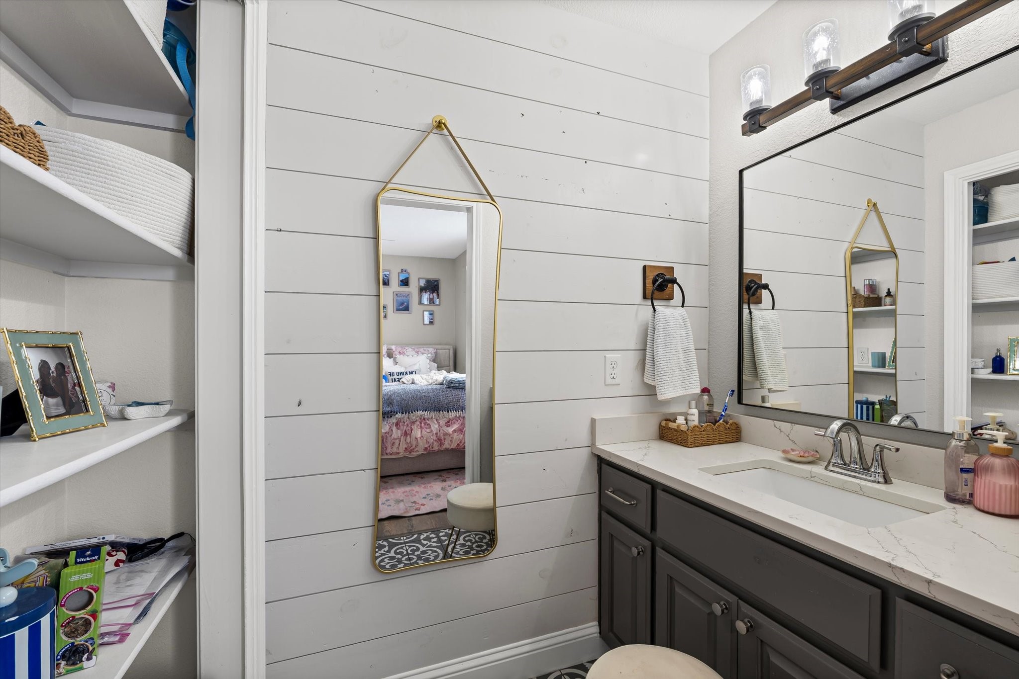 1301 Wood Avenue A & B