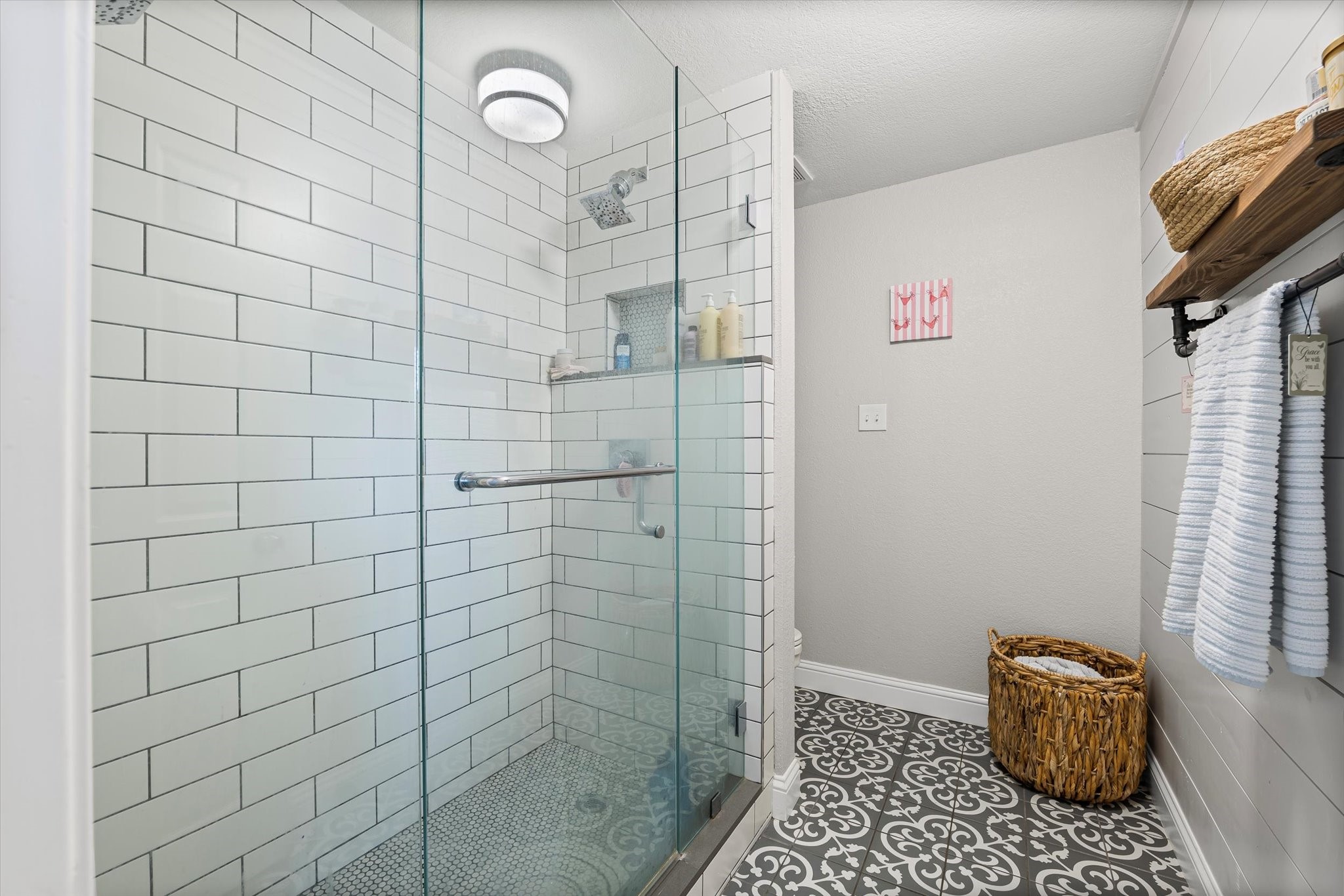 1301 Wood Avenue A & B