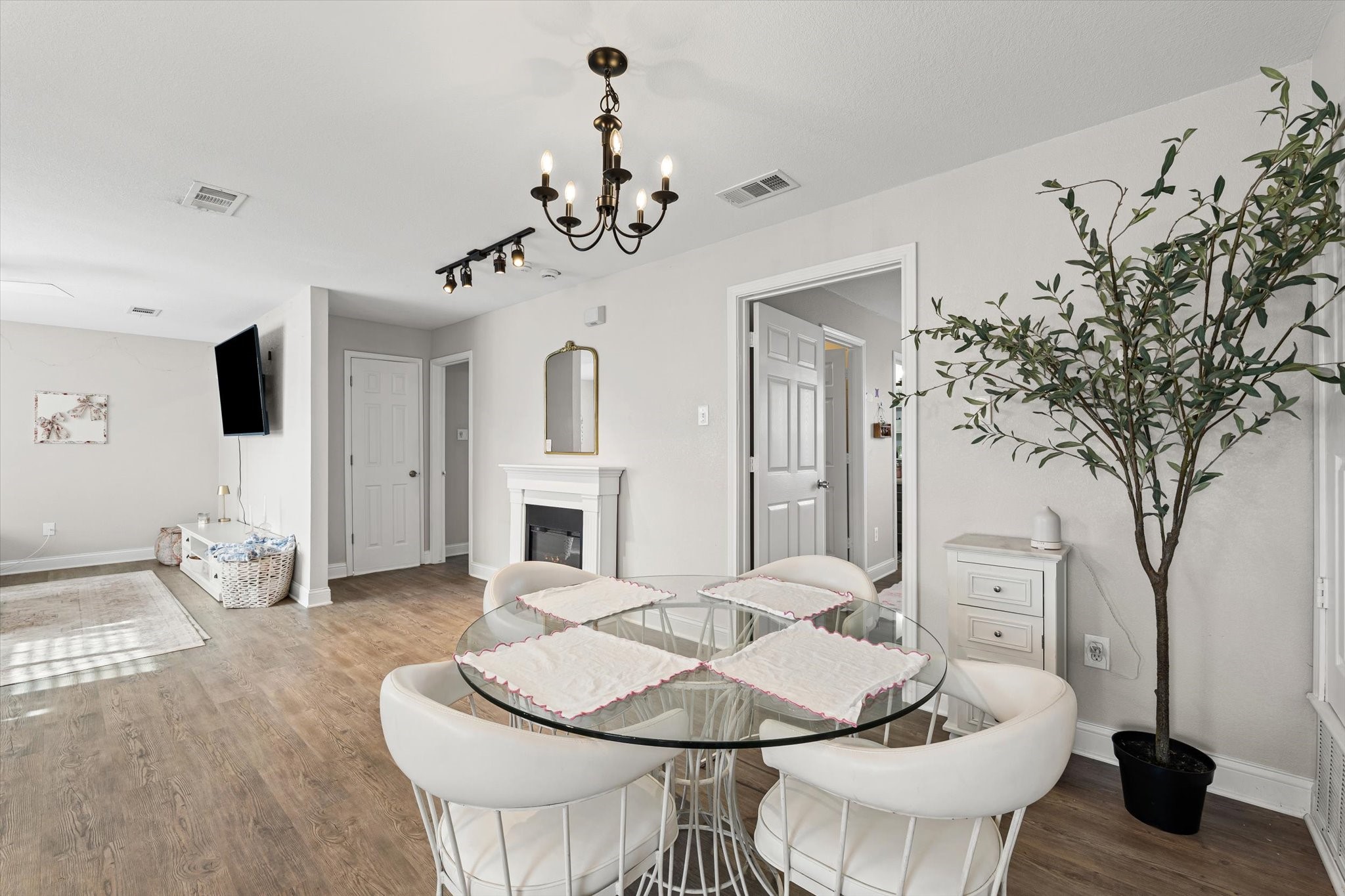 1301 Wood Avenue A & B