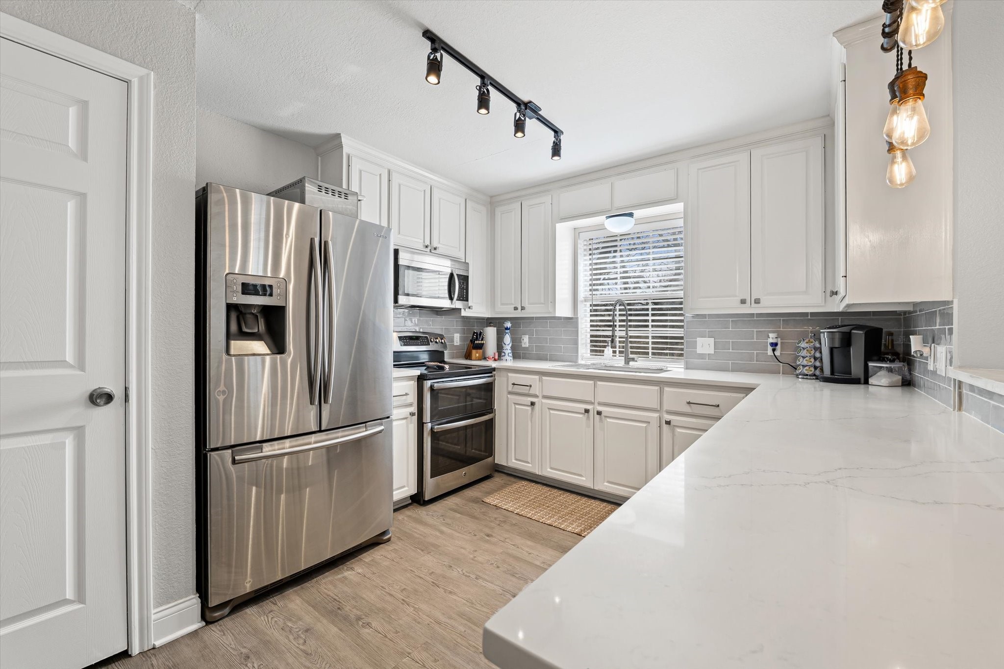 1301 Wood Avenue A & B