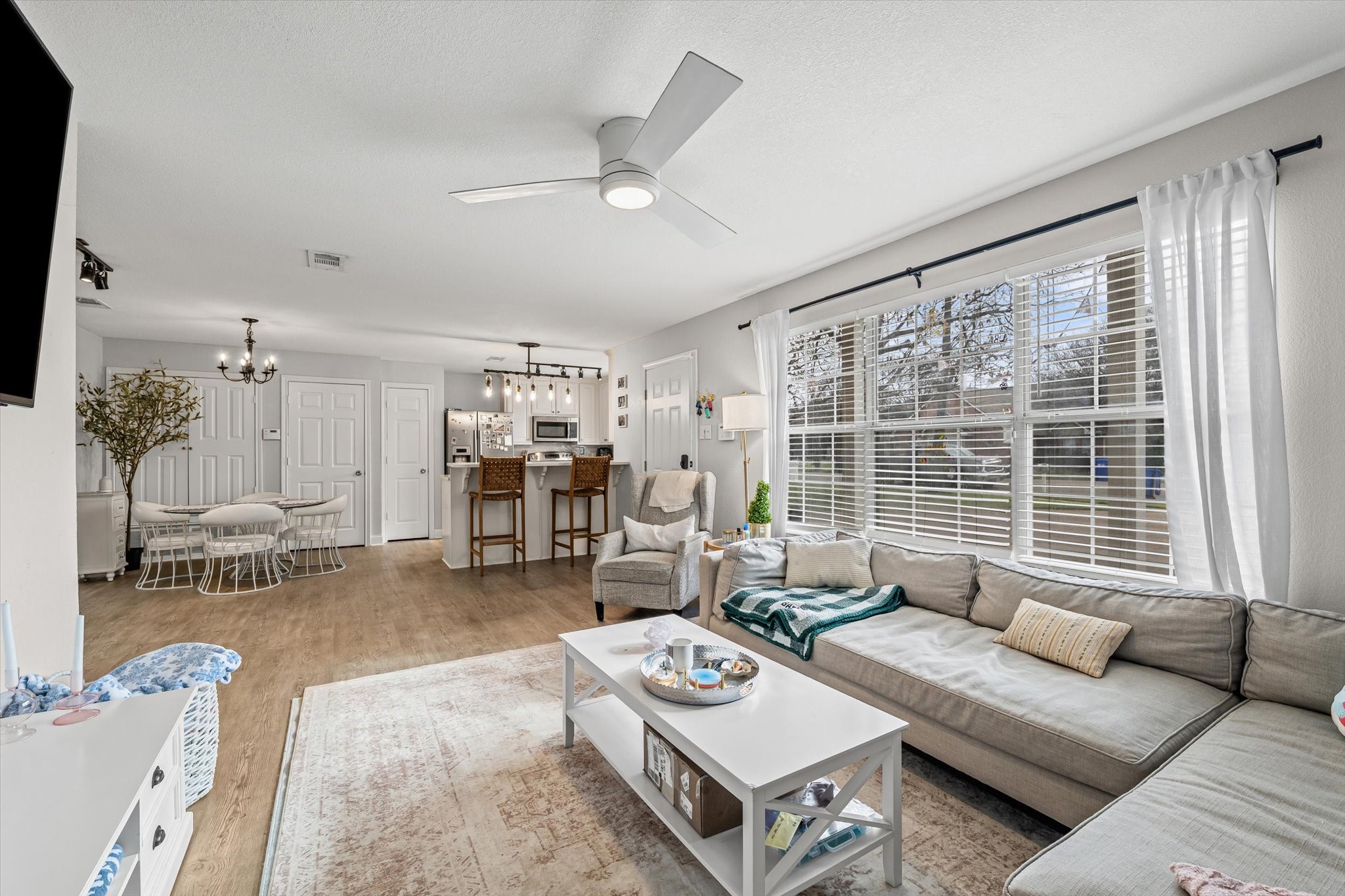 1301 Wood Avenue A & B