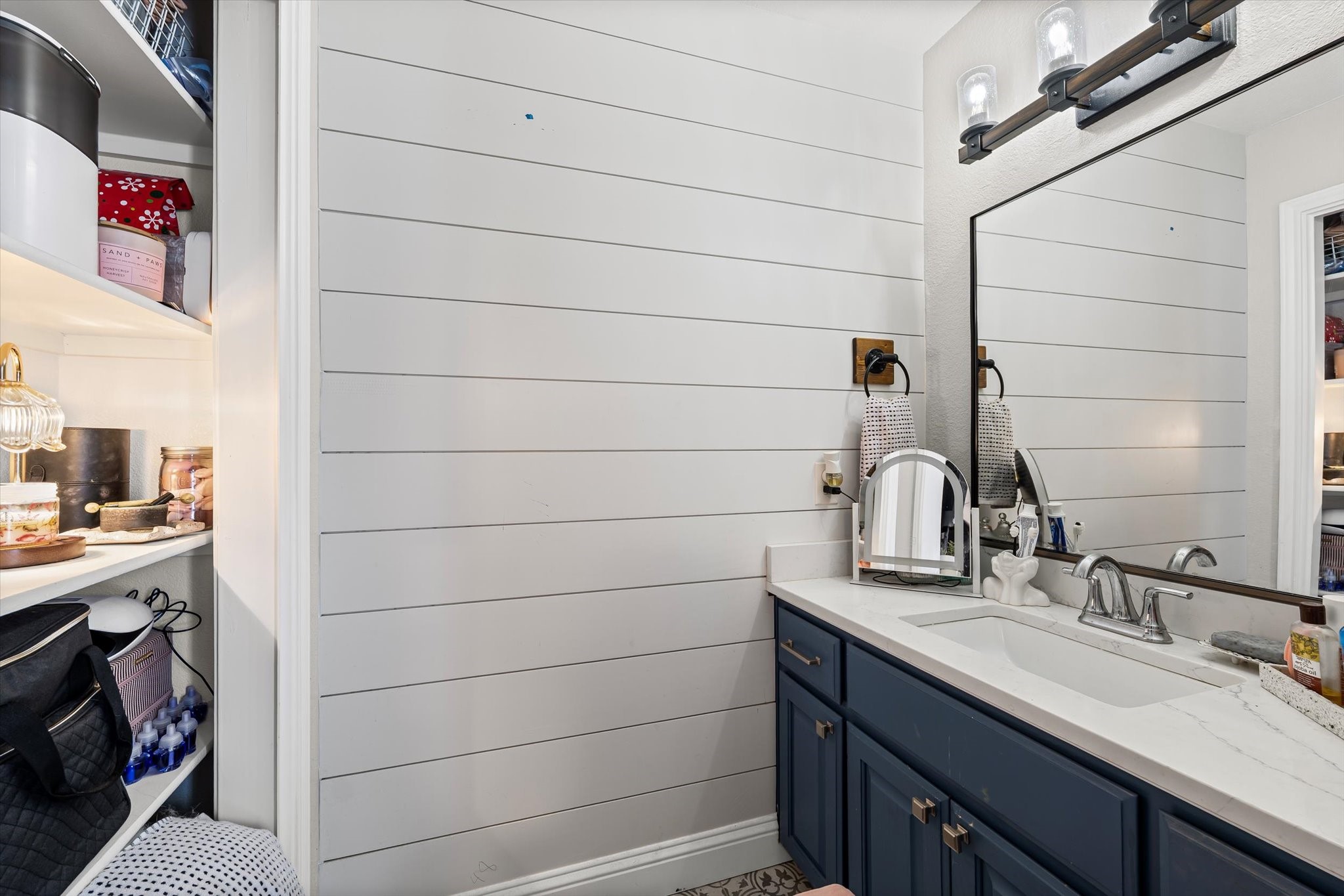 1301 Wood Avenue A & B