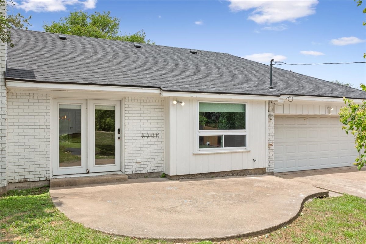 3201 Carroll Drive