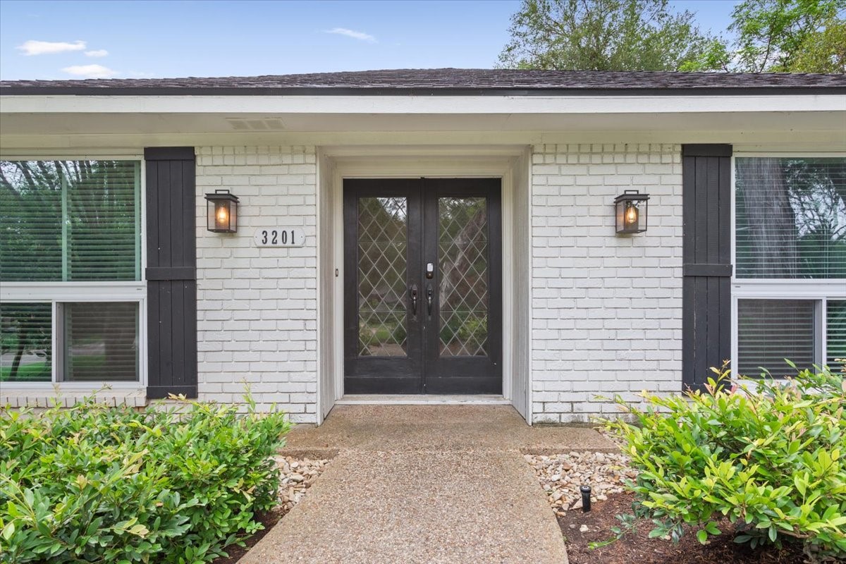 3201 Carroll Drive