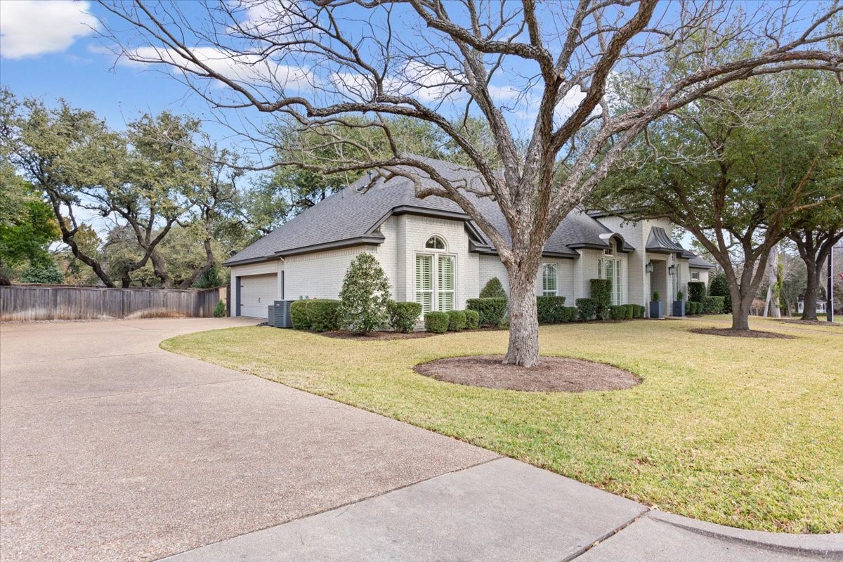 4801 Ridgeview Drive