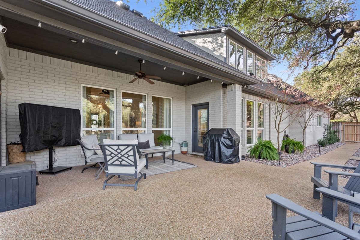 4801 Ridgeview Drive