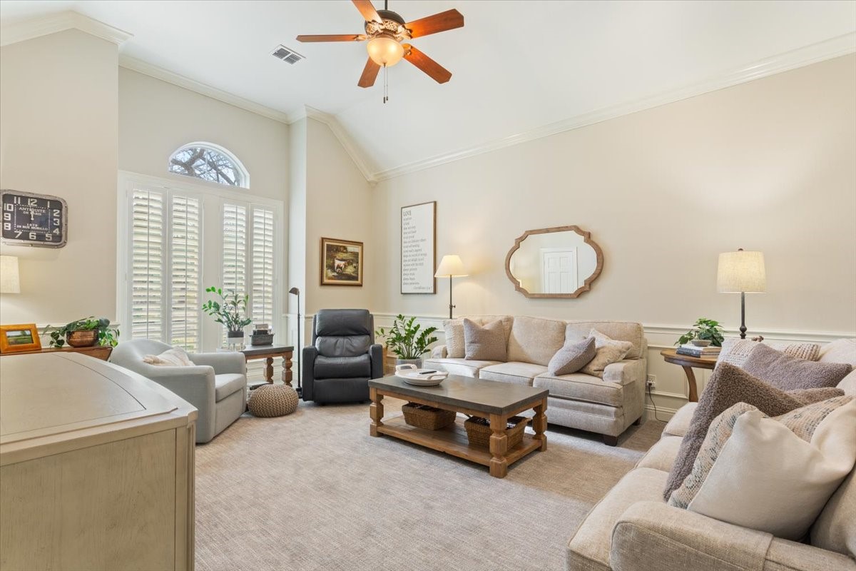 4801 Ridgeview Drive