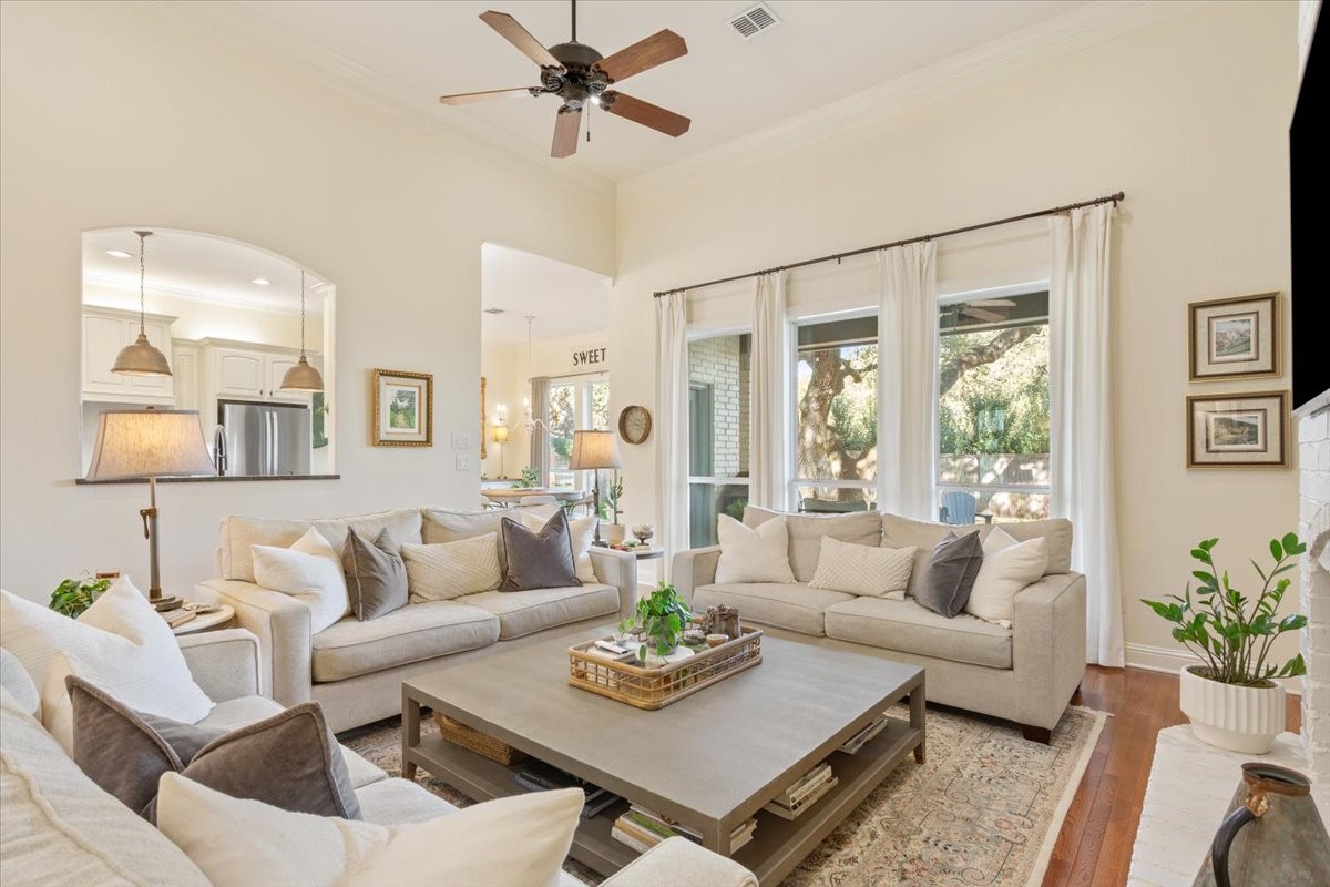 4801 Ridgeview Drive