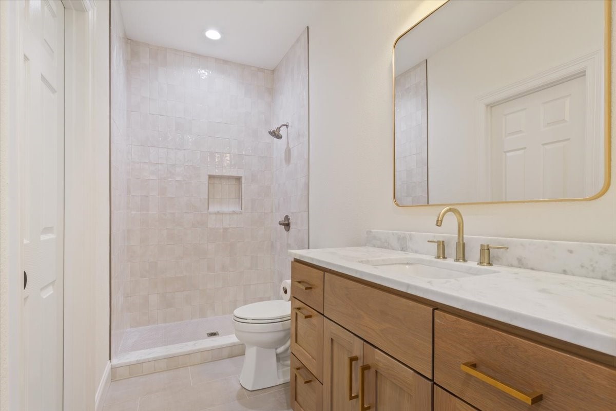 1061 Hidden Valley Court